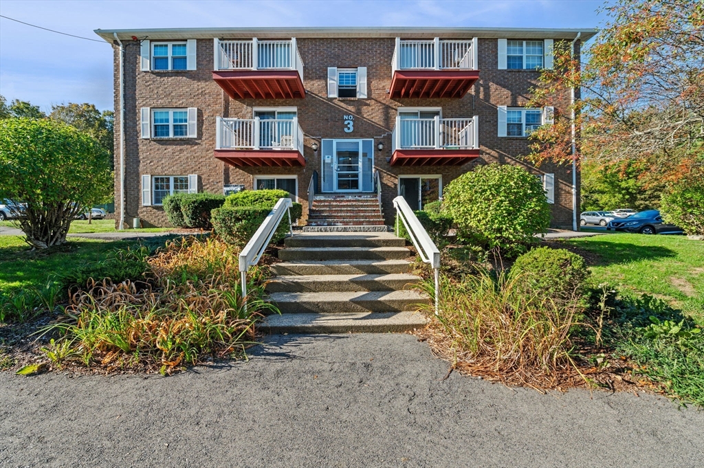 1 Brown Ave 3-78