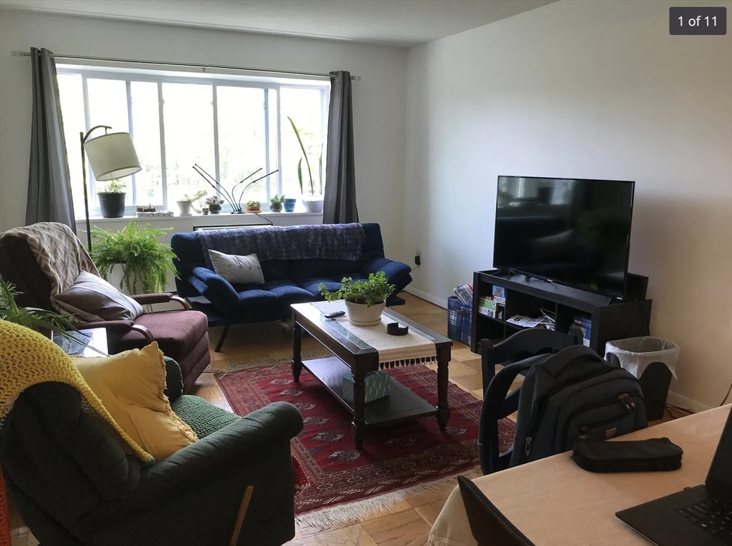 Cambridge, Massachusetts 02139, United States, 2 Bedrooms Bedrooms, ,1 BathroomBathrooms,Residential,Active,133198