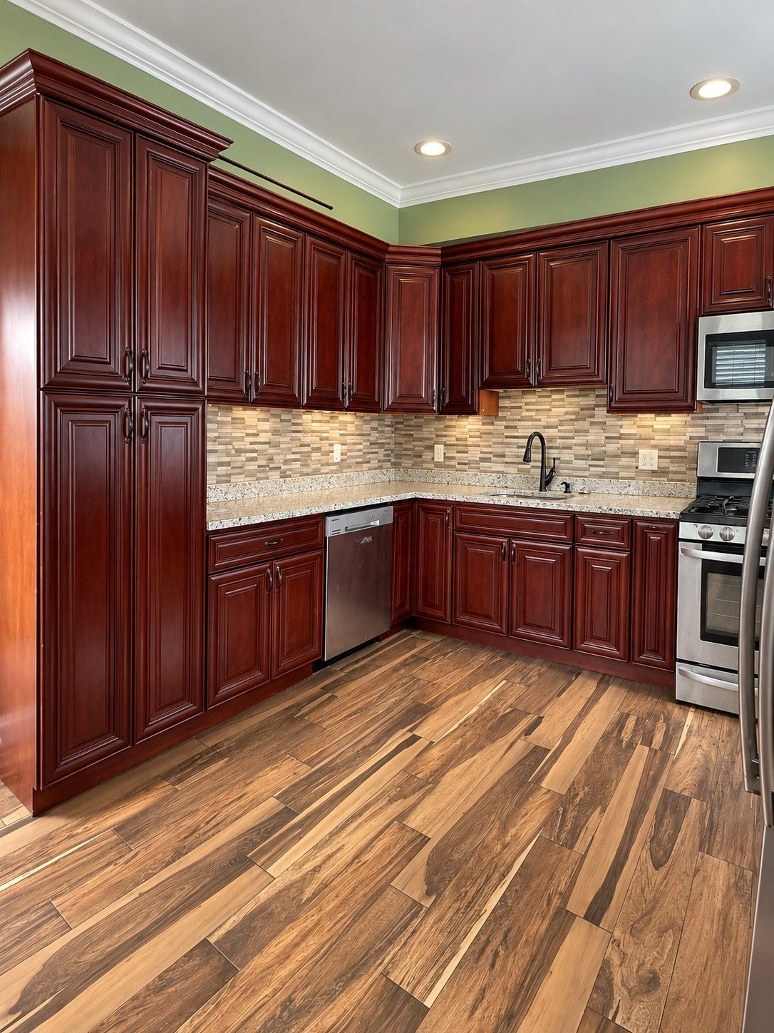 996 Walnut St, Fall River, MA, 996 Walnut St, Fall River, MA Photo #6