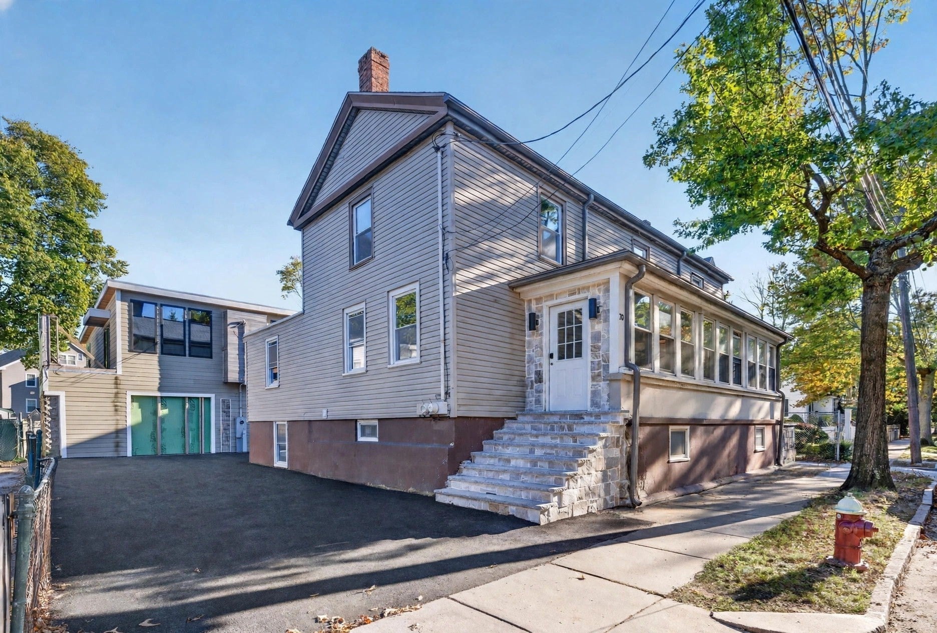 70 Brush Hill Rd 70