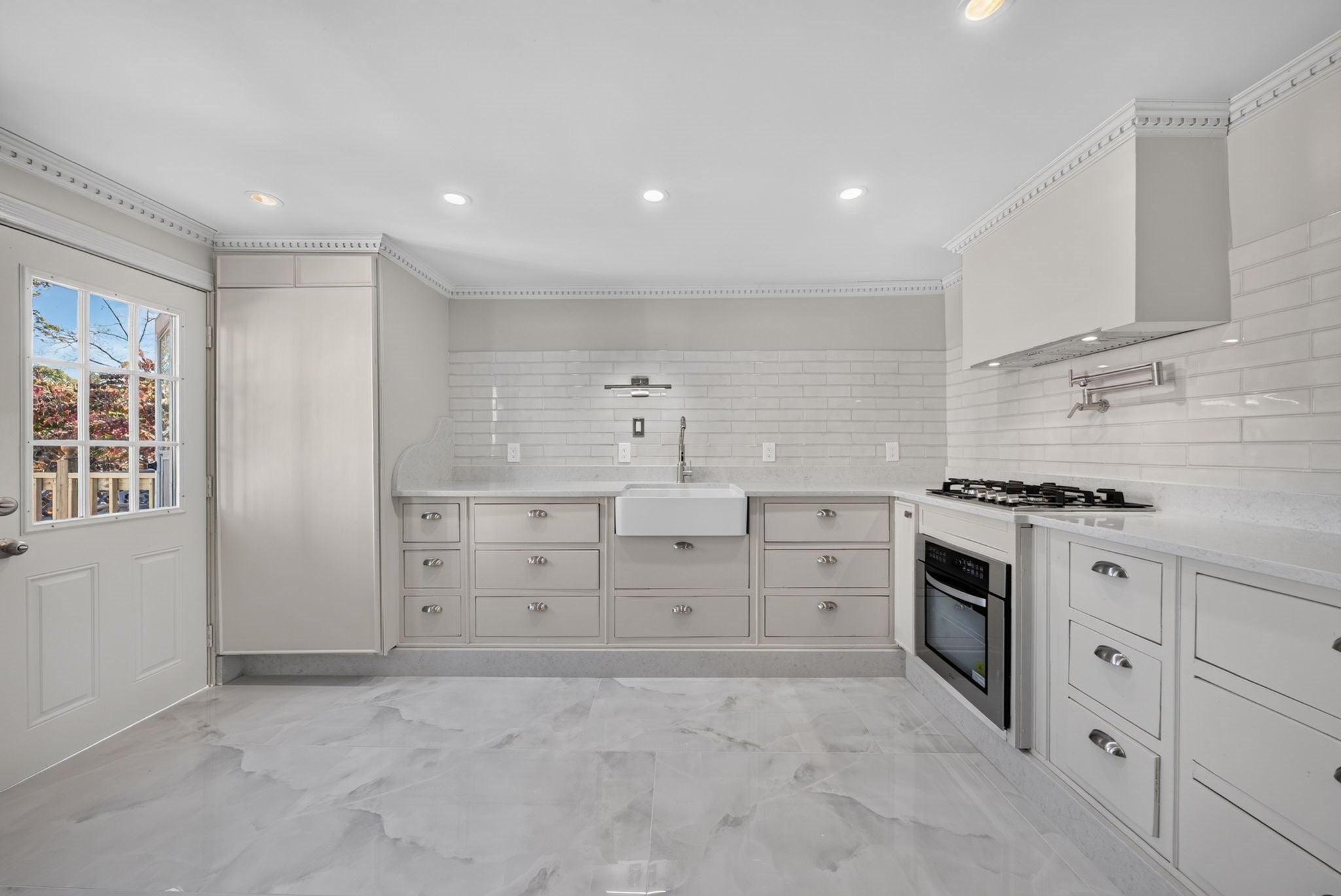 Photo of 70 Brush Hill Rd, Milton, MA