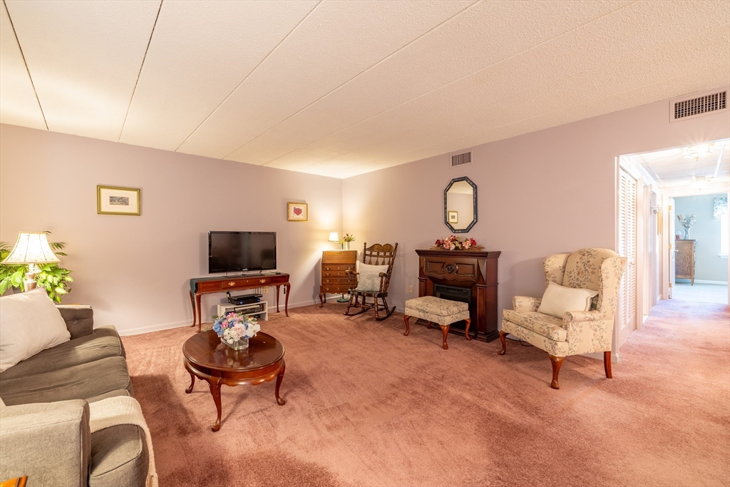 43 Angleside Road 4