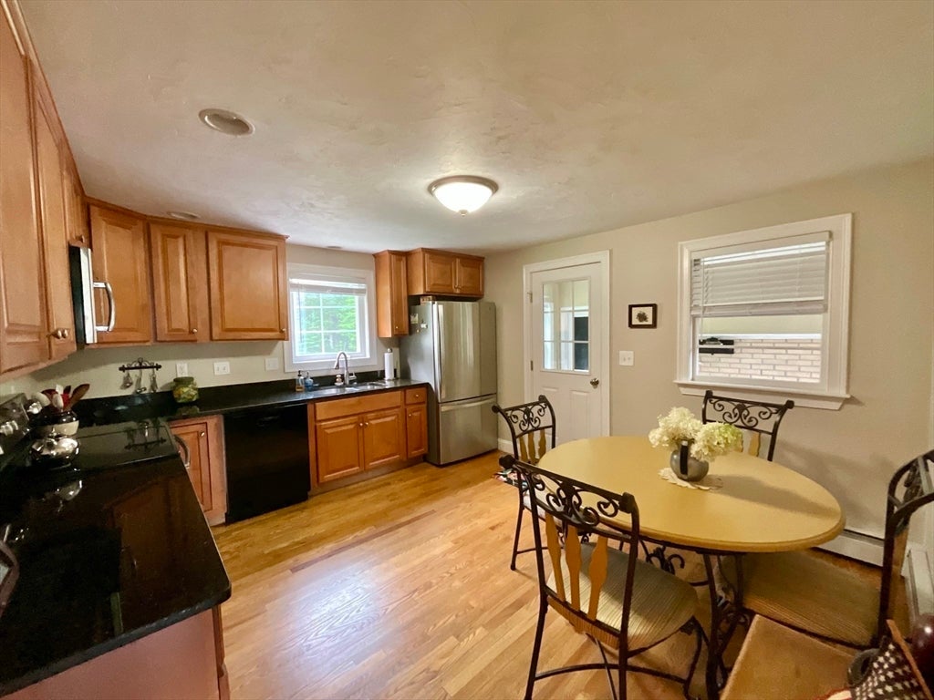 10 Burnap Rd, Sutton, MA, 10 Burnap Rd, Sutton, MA Photo #6