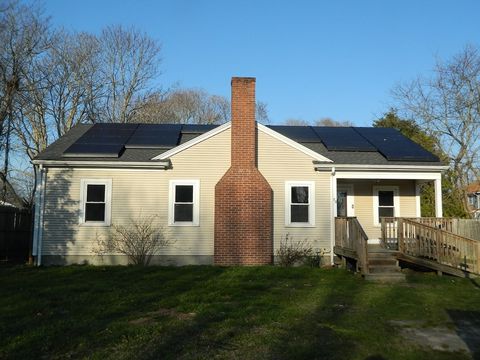 18 Murphy Rd Barnstable MA 02601