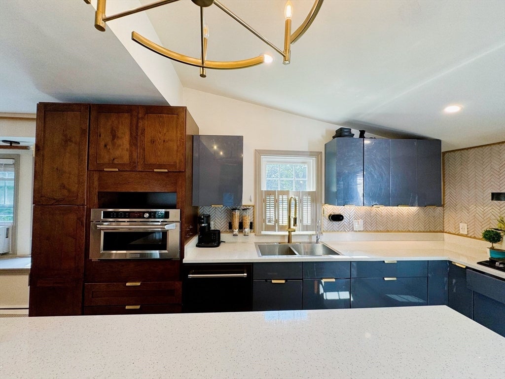 8 Greenhalge St, Medford, MA, 8 Greenhalge St, Medford, MA Photo #28