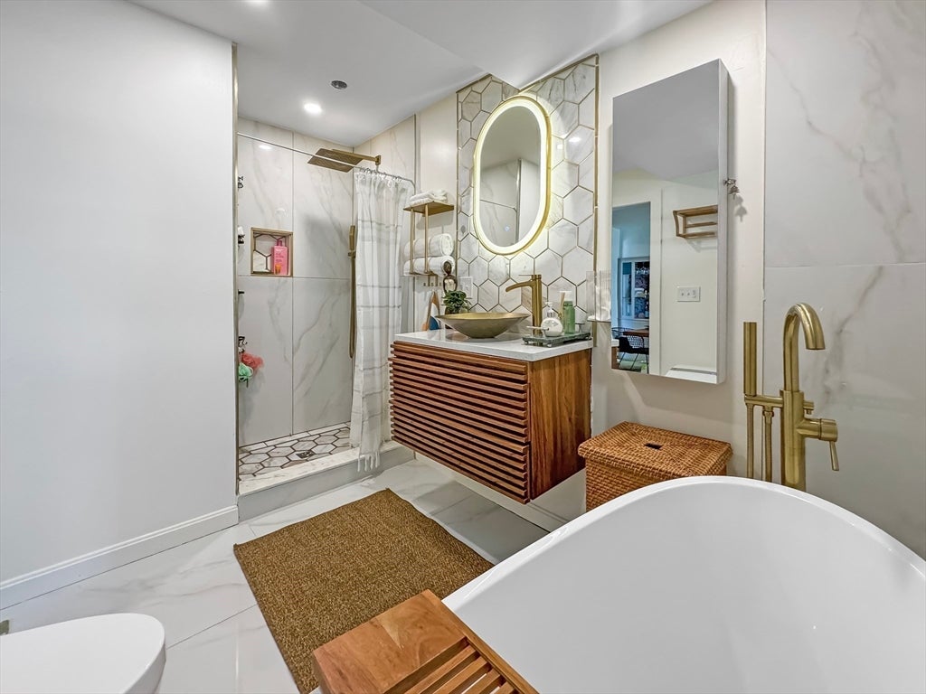 8 Greenhalge St, Medford, MA, 8 Greenhalge St, Medford, MA Photo #22