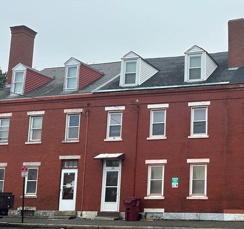 129 Cabot St Lowell MA 01854