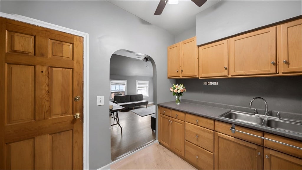 190 Raymond St, Fall River, MA, 190 Raymond St, Fall River, MA Photo #23