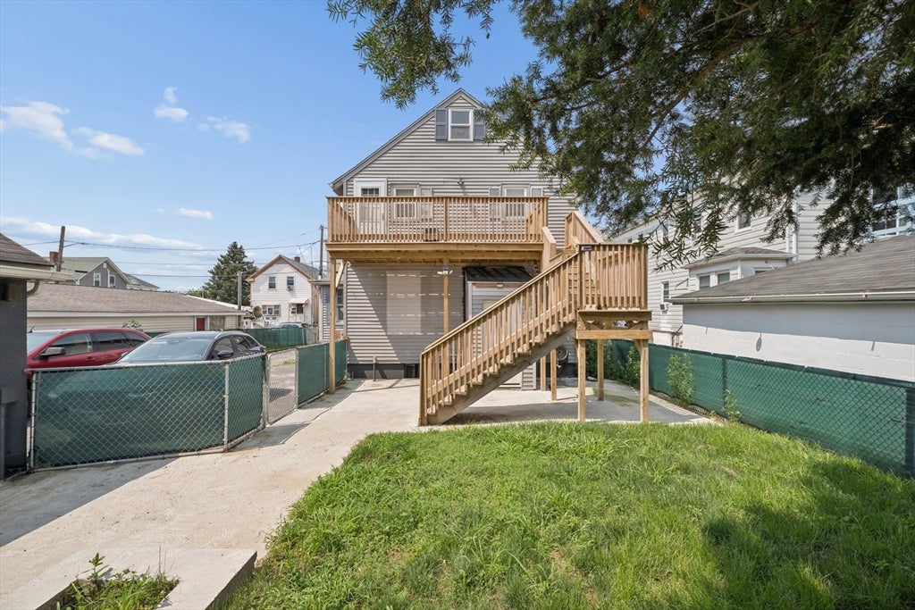 190 Raymond St