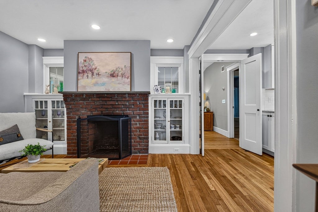 43 Atwood St, Wellesley, MA, 43 Atwood St, Wellesley, MA Photo #9