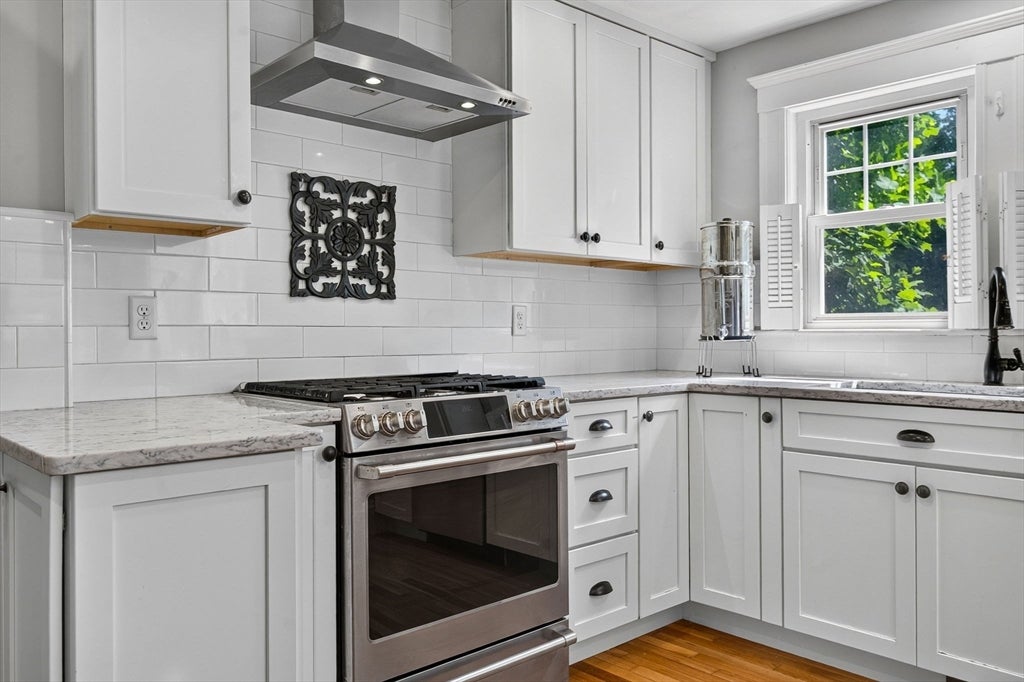 43 Atwood St, Wellesley, MA, 43 Atwood St, Wellesley, MA Photo #4