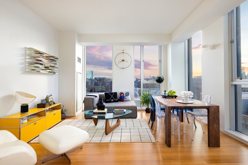 2 Earhart Street #904 Floor 9