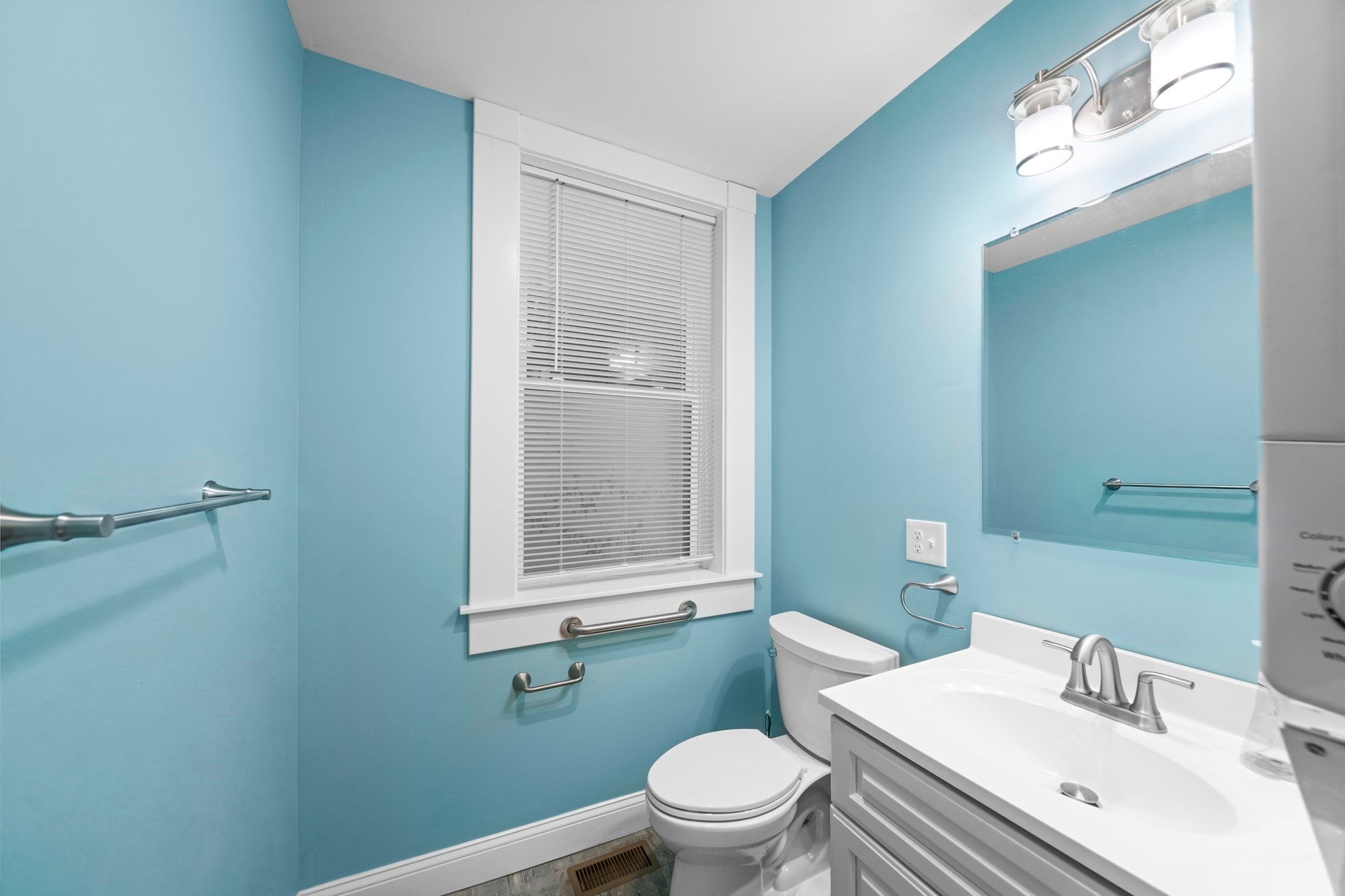 20 Linden St #-, Holyoke, MA, 20 Linden St #-, Holyoke, MA Photo #13