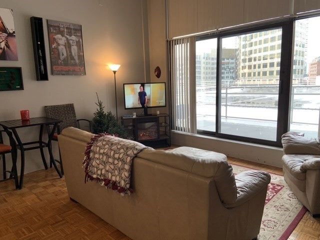 61 Brookli Brookline Avenue #317, Boston, MA Photo #2