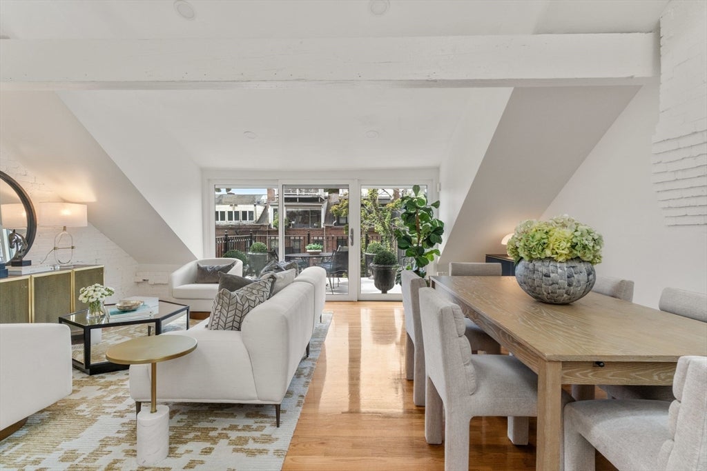 116 W Concord St 4