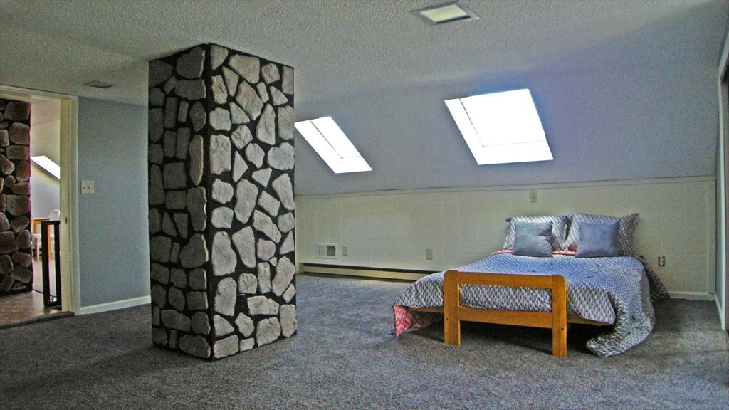 11 Maple Avenue, Northampton, MA Photo #29