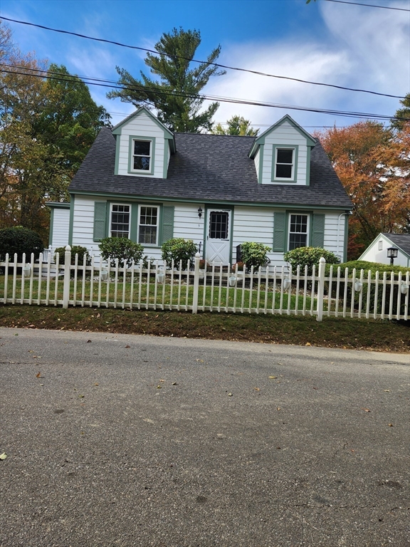 5 Whiton Place