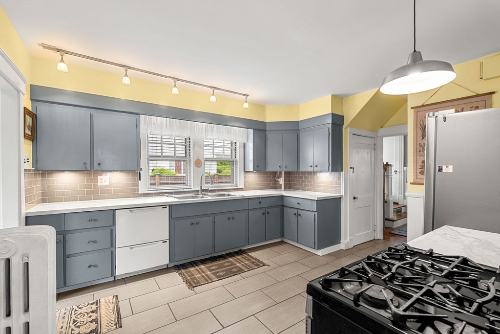 27 Lenox St, Brockton, MA, 27 Lenox St, Brockton, MA Photo #22