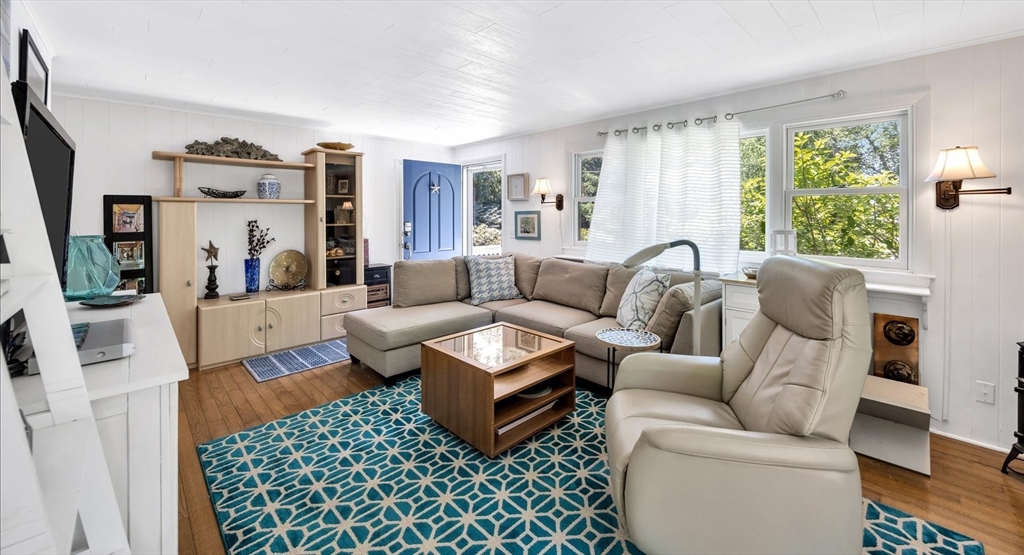 267 Alden Dr