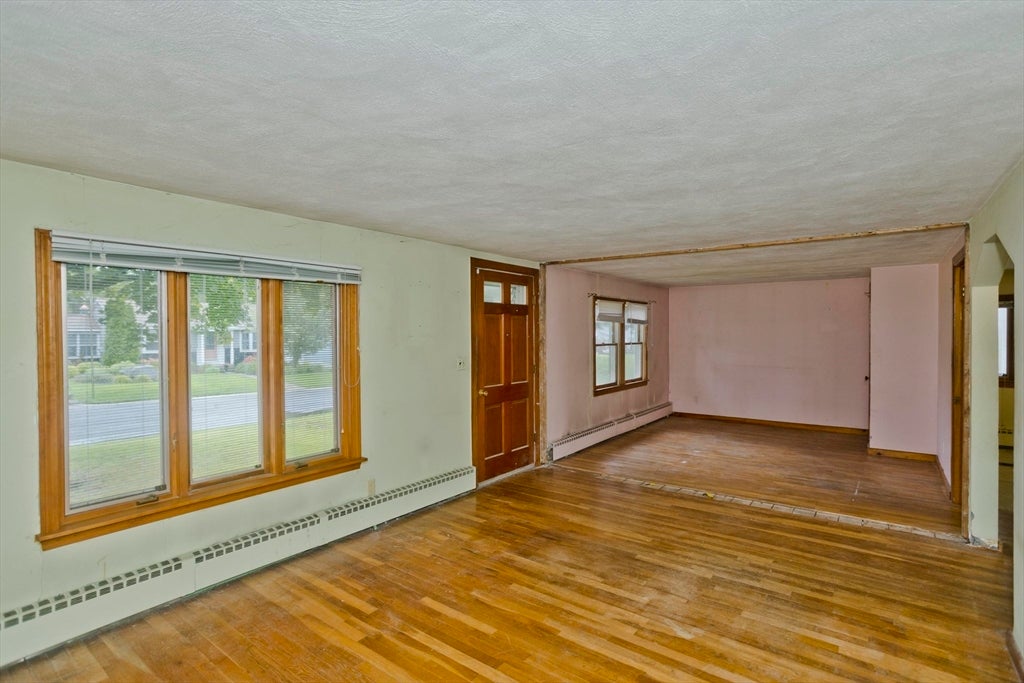 84 Bourbeau St, Chicopee, MA, 84 Bourbeau St, Chicopee, MA Photo #9