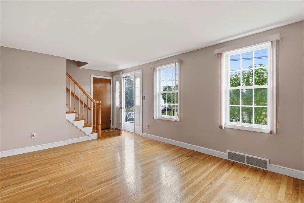 6 Devine Rd, Randolph, MA, 6 Devine Rd, Randolph, MA Photo #17
