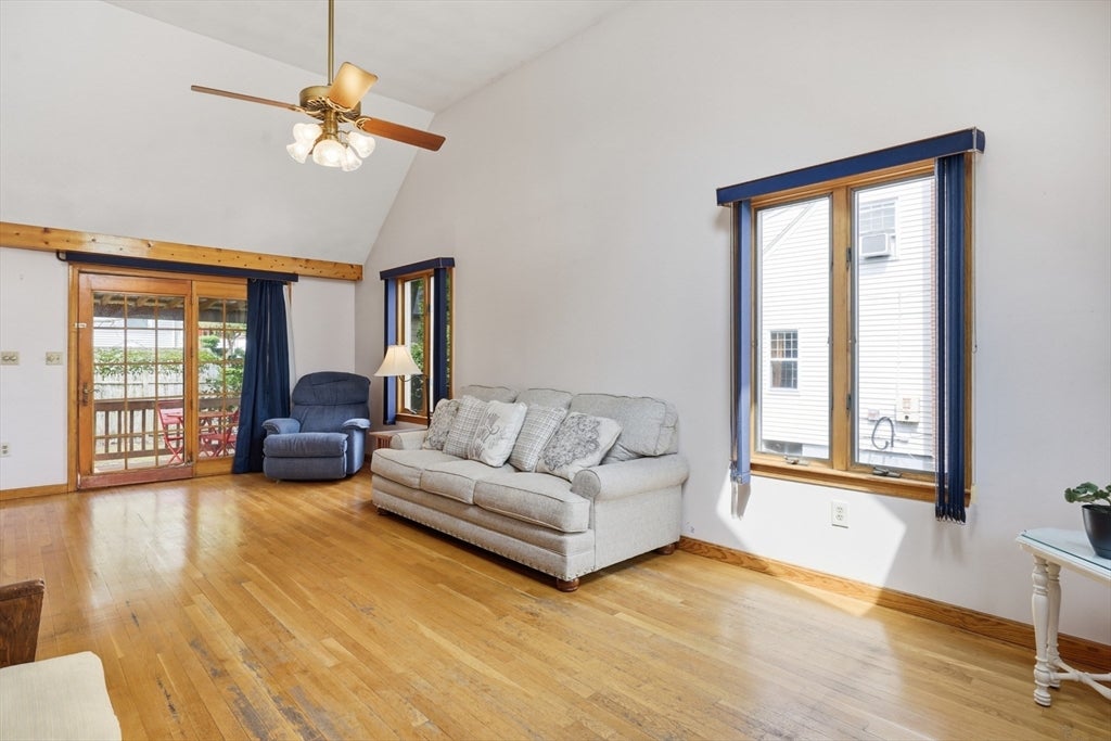 6 Devine Rd, Randolph, MA, 6 Devine Rd, Randolph, MA Photo #5