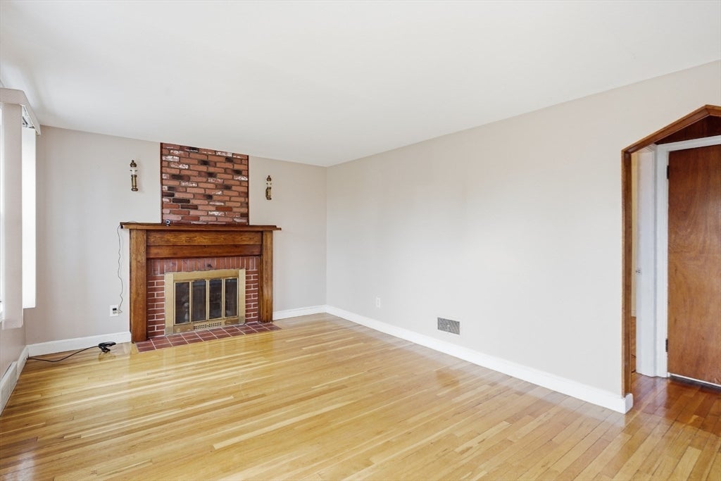 6 Devine Rd, Randolph, MA, 6 Devine Rd, Randolph, MA Photo #14