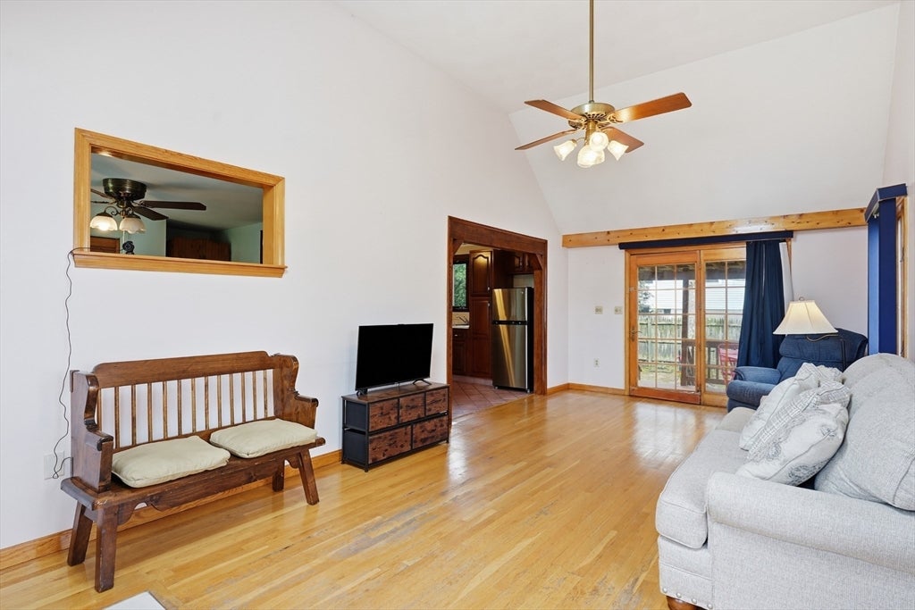 6 Devine Rd, Randolph, MA, 6 Devine Rd, Randolph, MA Photo #6