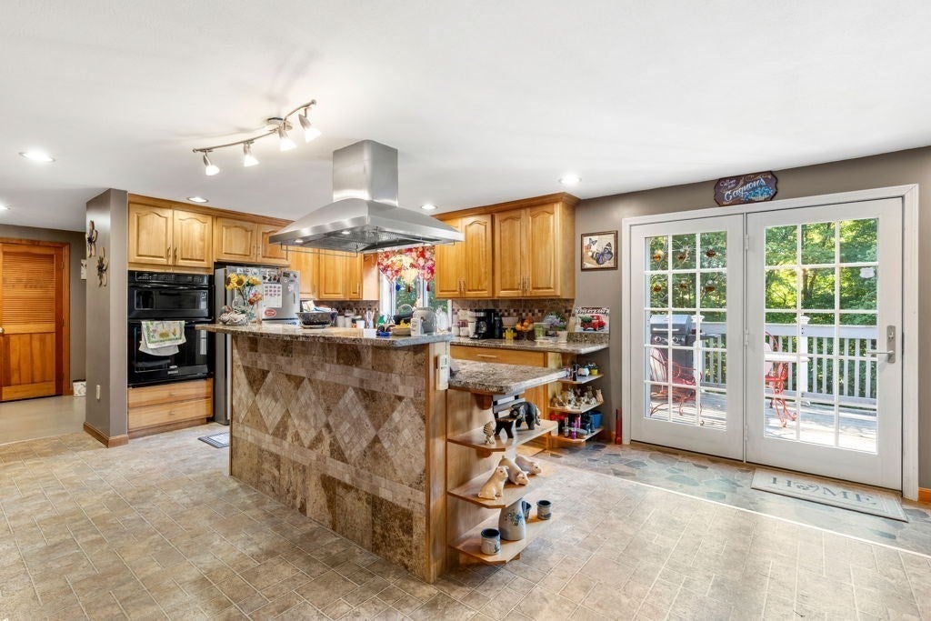 233 Lovers Ln, Haverhill, MA Photo #34