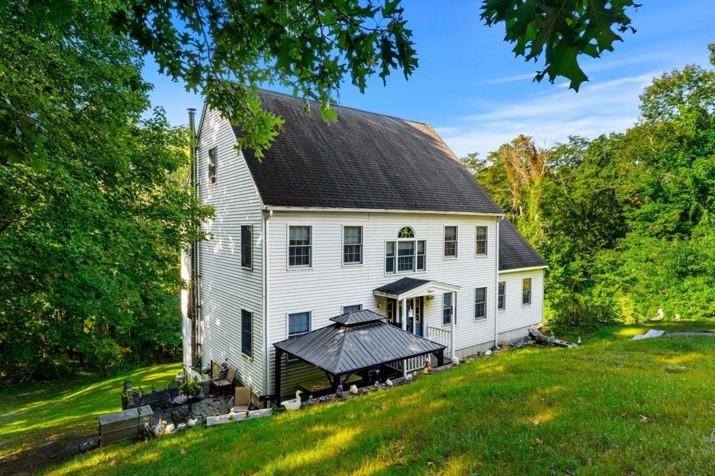 233 Lovers Ln, Haverhill, MA Photo #8
