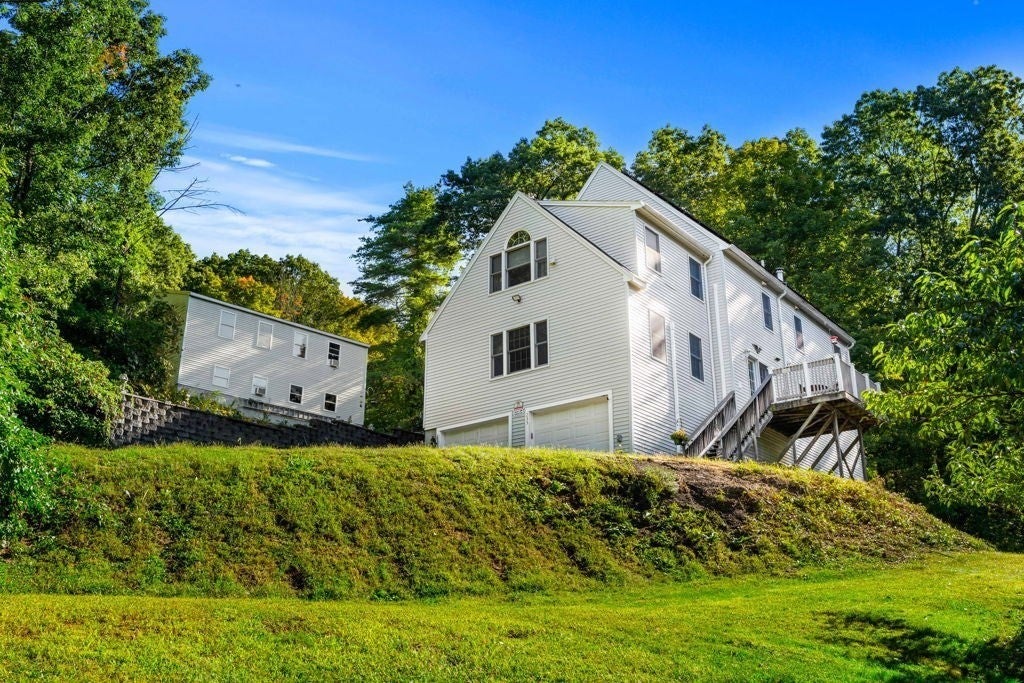 233 Lovers Ln, Haverhill, MA Photo #2