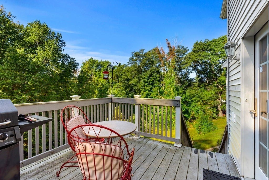 233 Lovers Ln, Haverhill, MA Photo #6
