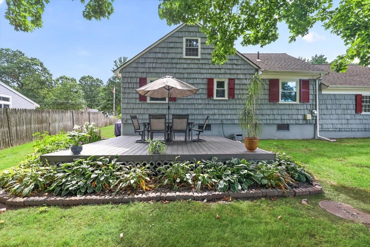 105 Whiting Street, Hingham, MA, 105 Whiting Street, Hingham, MA Photo #27