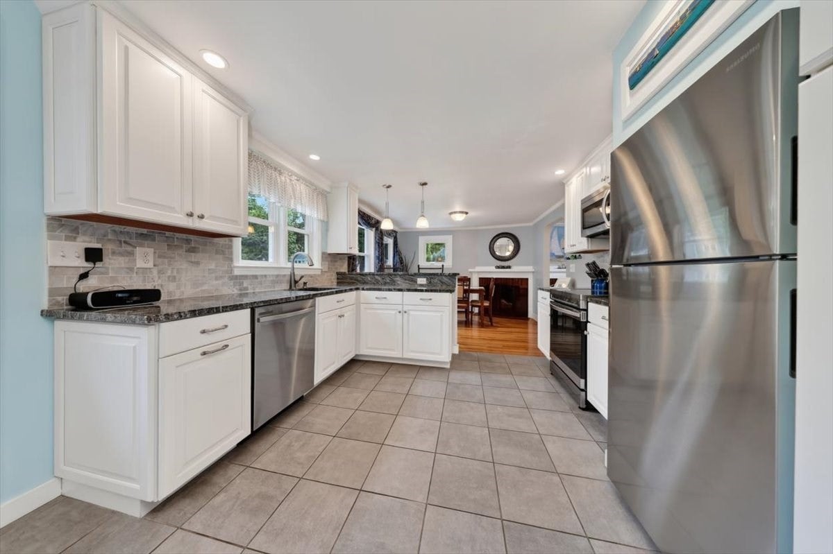 105 Whiting Street, Hingham, MA, 105 Whiting Street, Hingham, MA Photo #6