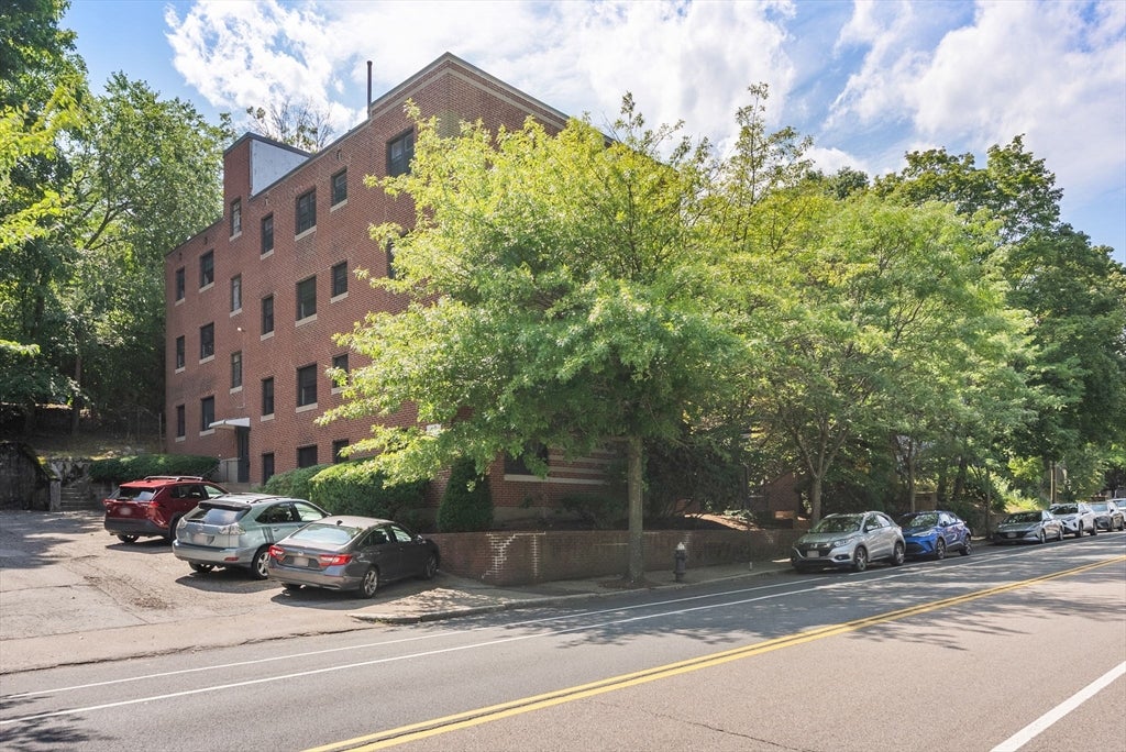 648 Washington St #5, Brookline, MA Photo #16