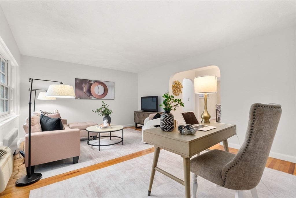 648 Washington St #5, Brookline, MA Photo #1