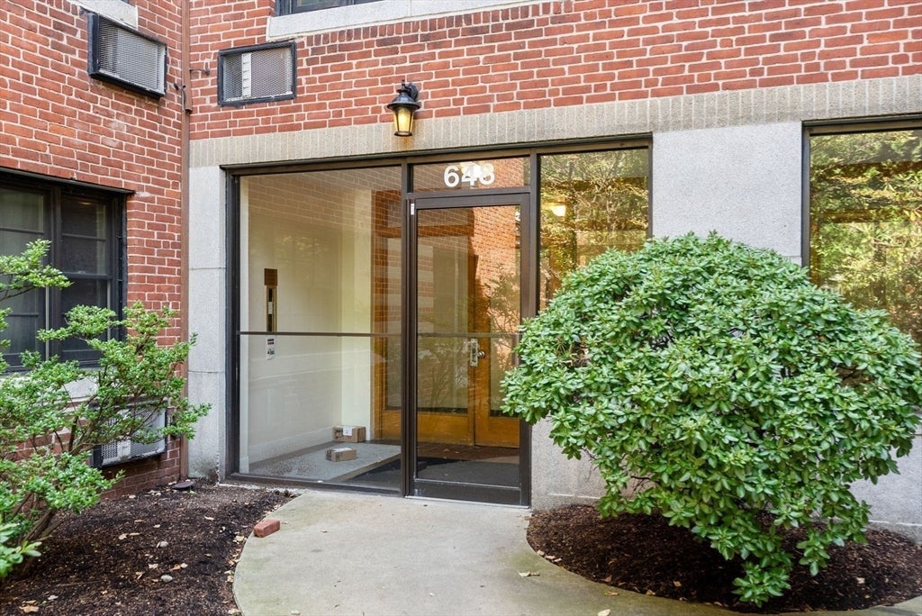 648 Washington St #5, Brookline, MA Photo #14