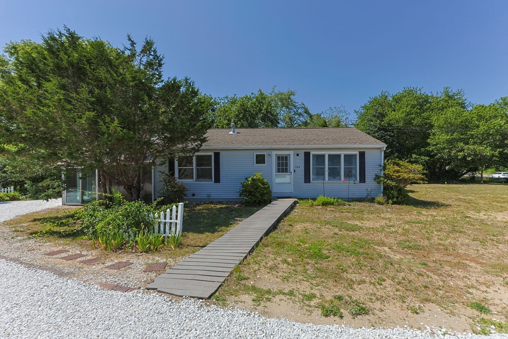 164 Pleasant Lake Ave