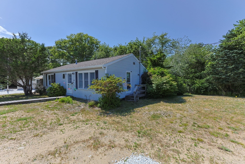 164 Pleasant Lake Ave