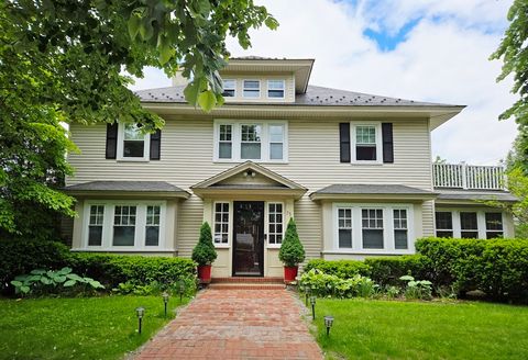 75 Hillcroft Ave Worcester MA 01606
