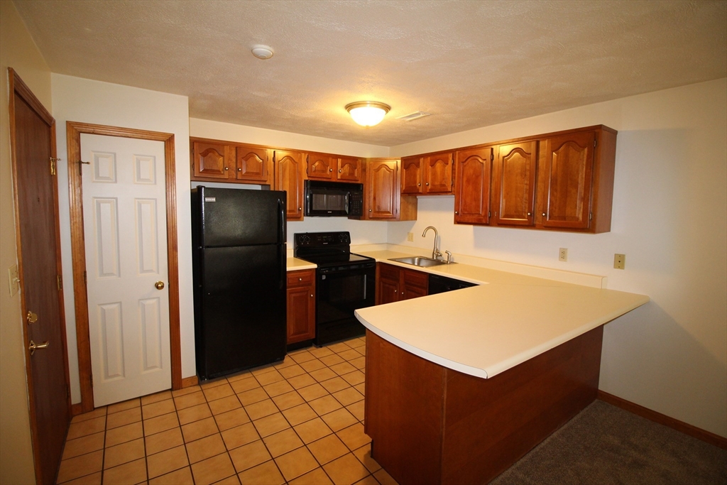 132 Tyngsboro Road 1