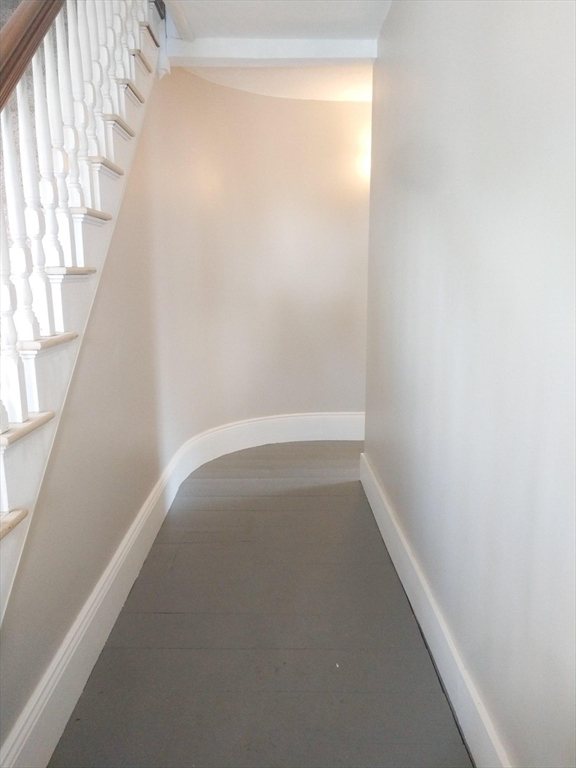 16 Manning St
