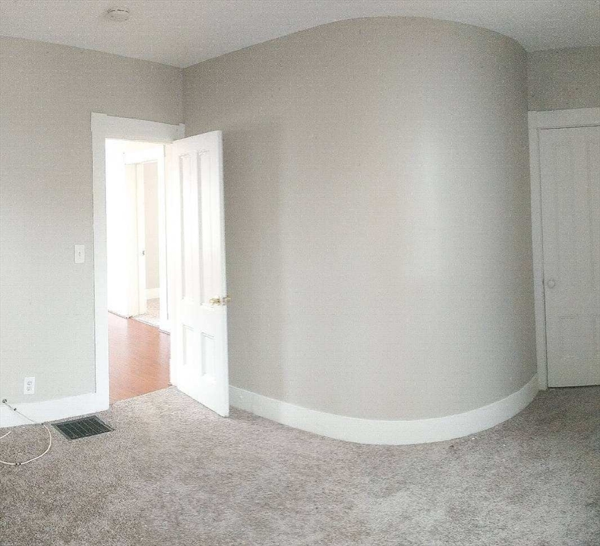 16 Manning St