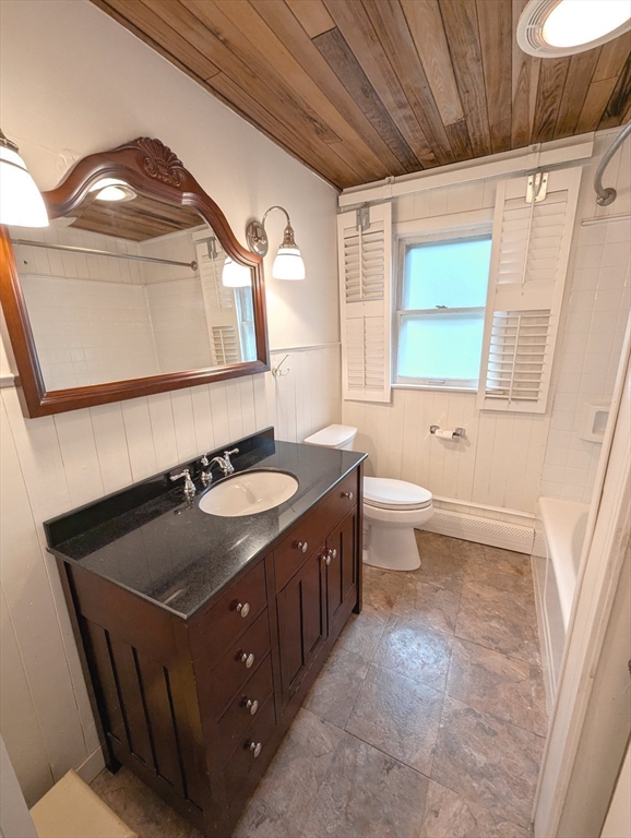 Franklin, Massachusetts 02038, United States, 3 Bedrooms Bedrooms, ,1 BathroomBathrooms,Residential,Pending,108594