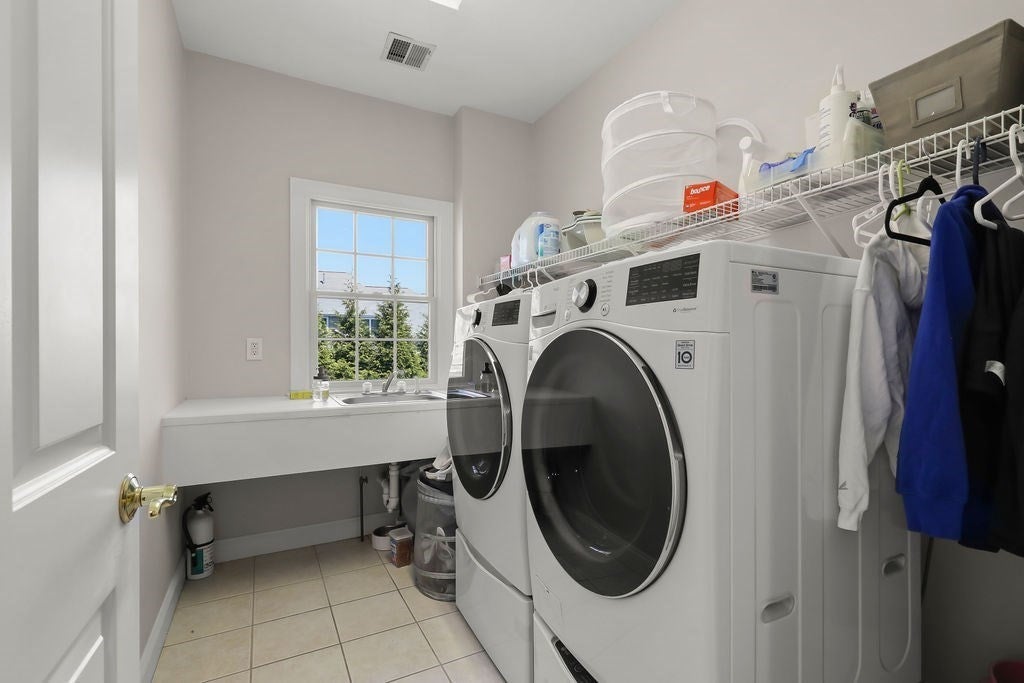 21 Coach Rd, North Attleboro, MA, 21 Coach Rd, North Attleboro, MA Photo #21