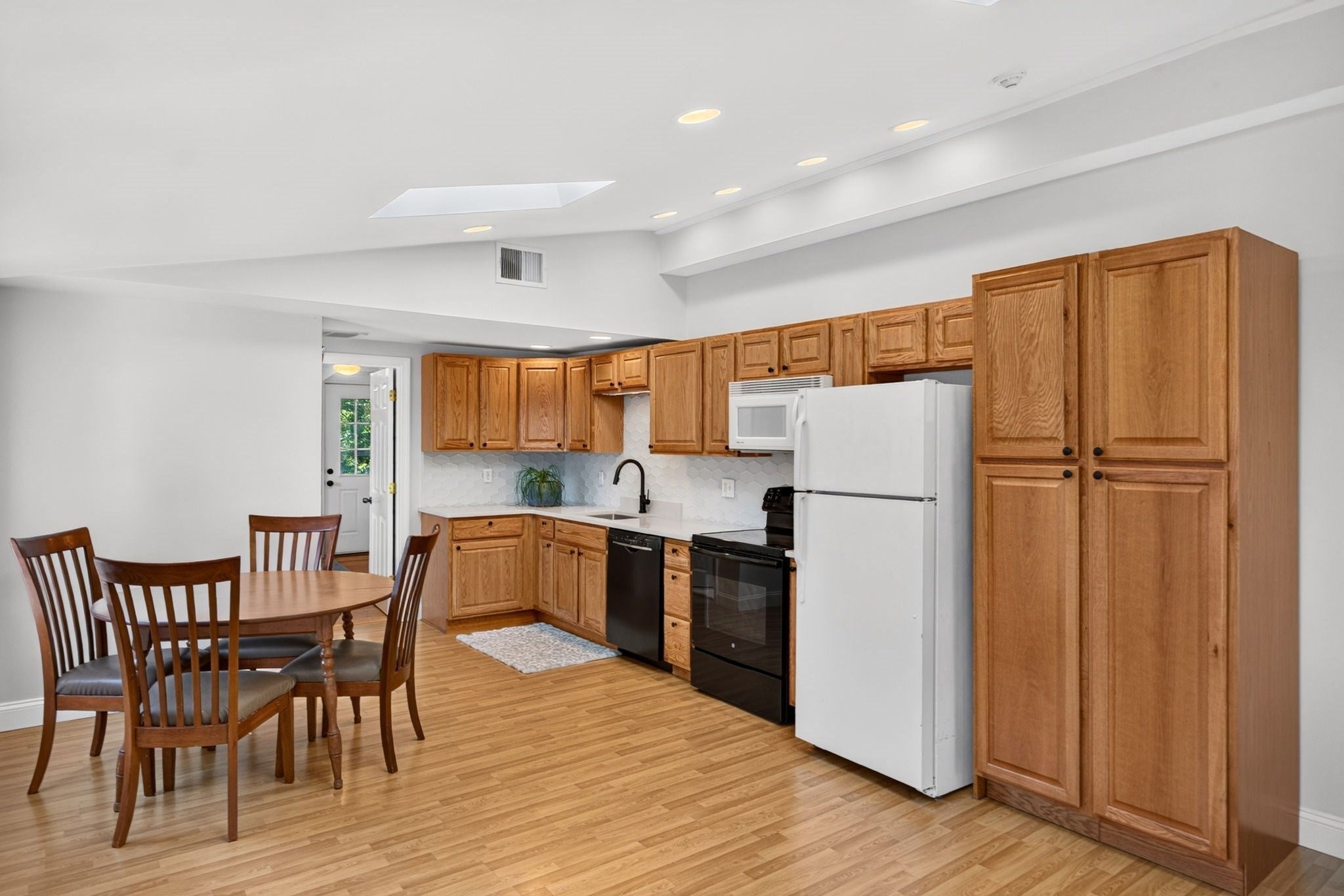 16 Lt Hauser Ln #3, Falmouth, MA Photo #12