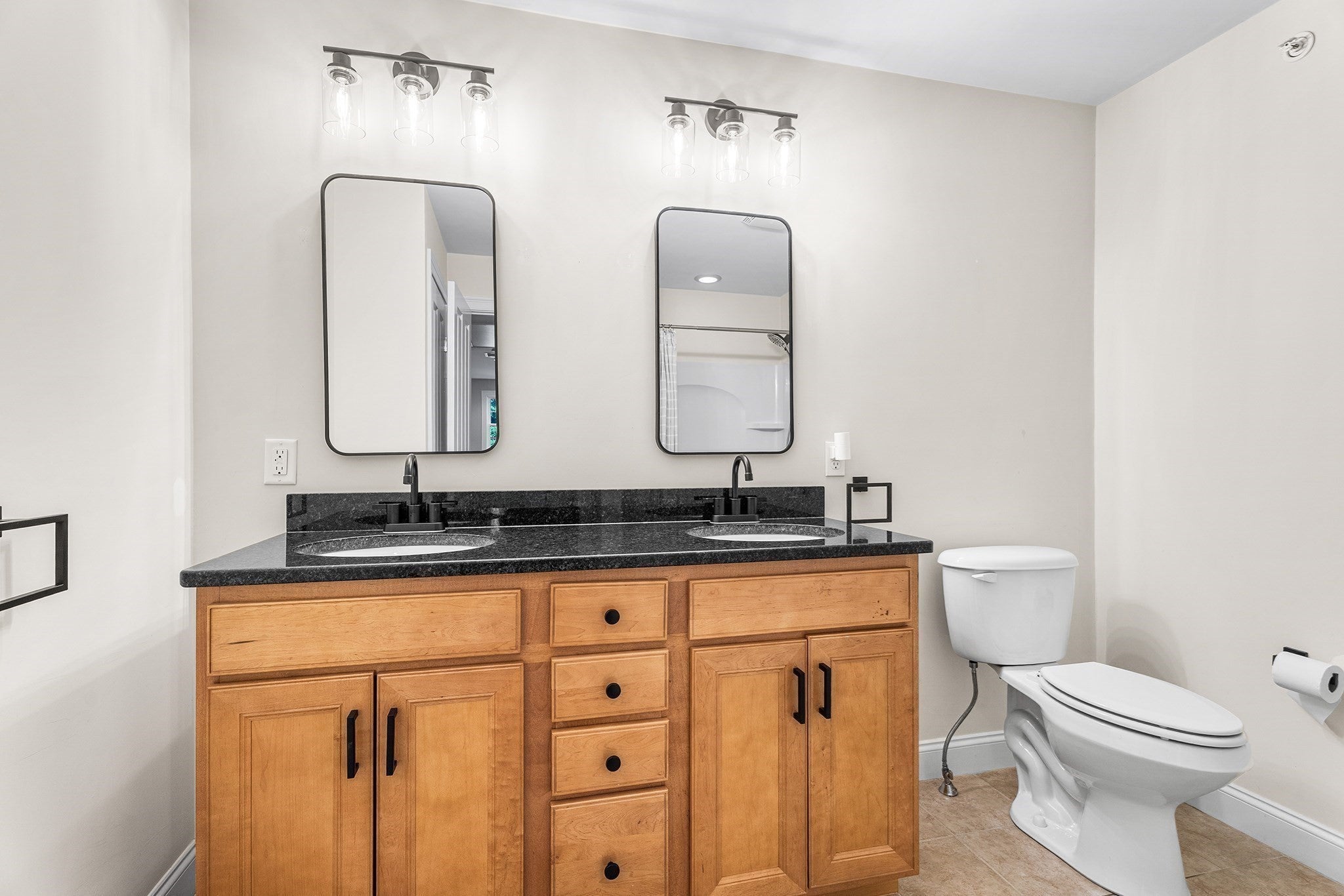 16 Country Candle Ln #16, Northborough, MA, 16 Country Candle Ln #16, Northborough, MA Photo #16