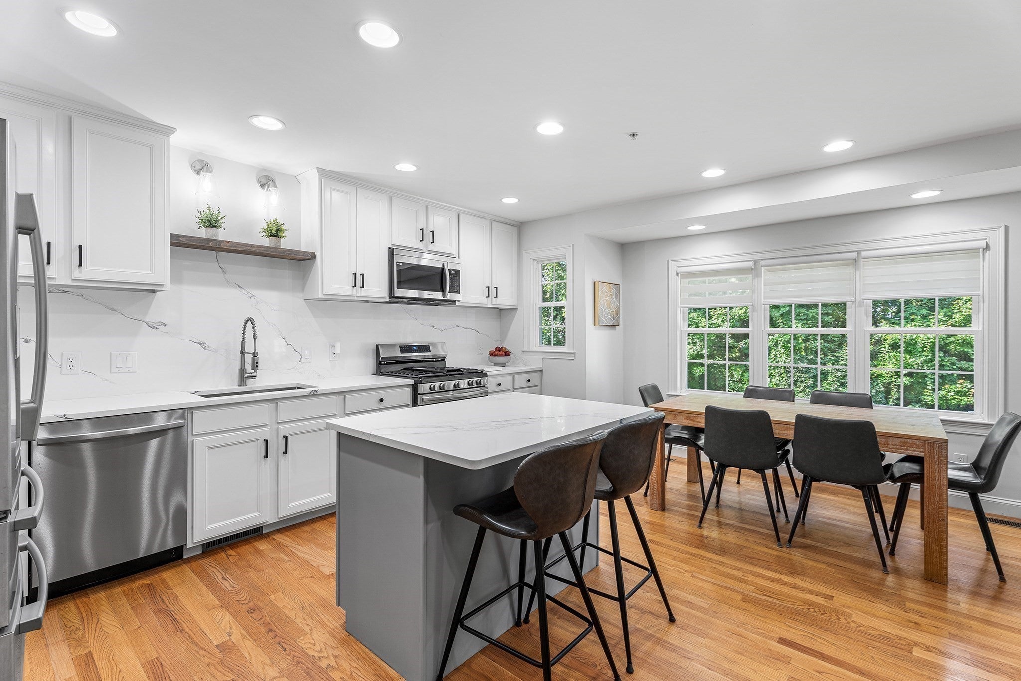 16 Country Candle Ln #16, Northborough, MA, 16 Country Candle Ln #16, Northborough, MA Photo #3