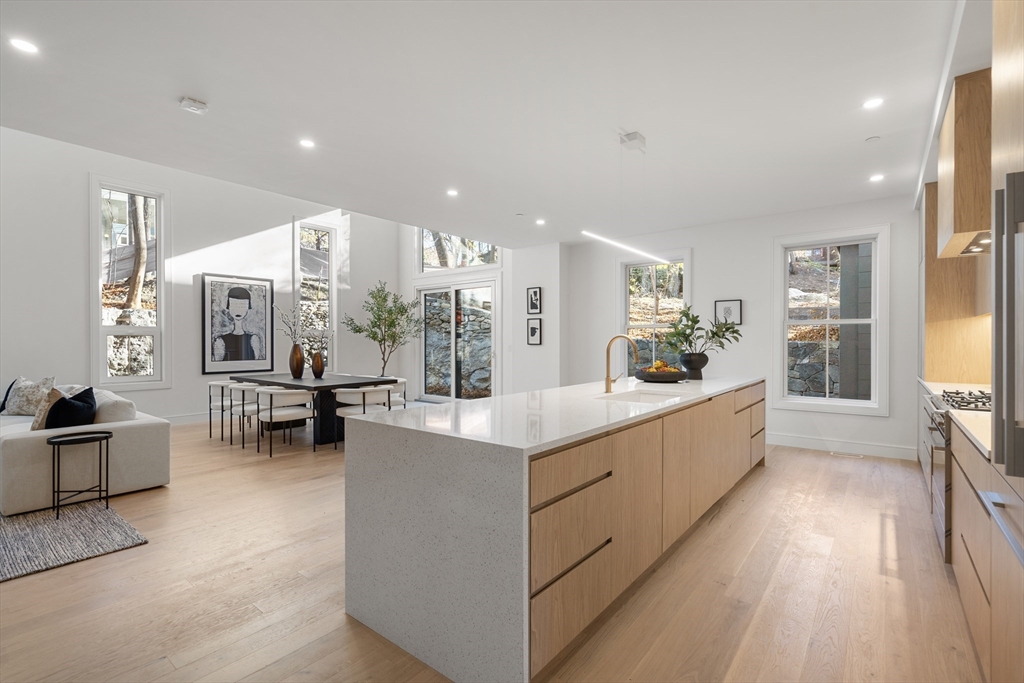 44 Robeson Street 44B