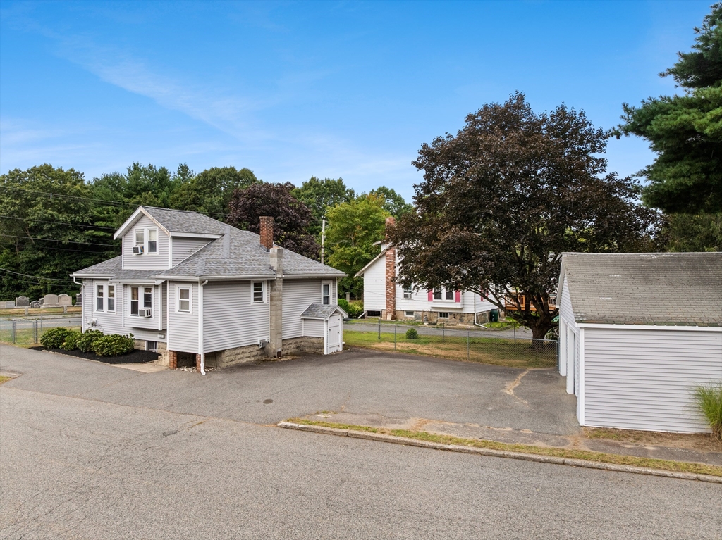224 Center St